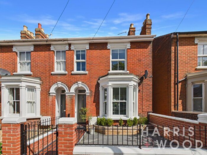 3 Bedroom Semi Detached House For Sale In Hamilton Road, Colchester, Essex, CO3