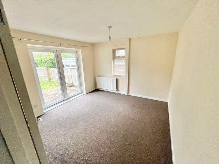 3 Bedroom Bungalow For Sale In Forest Road, Sandown, PO36