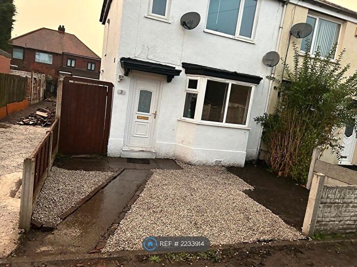3 Bedroom Semi-Detached House To Rent In Cranbourne Place, West Bromwich, B71