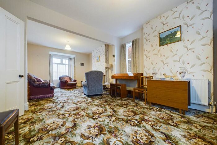 2 Bedroom Semi-Detached Bungalow For Sale In Wold Road, Barrow-upon-Humber, North Lincolnshire, DN19