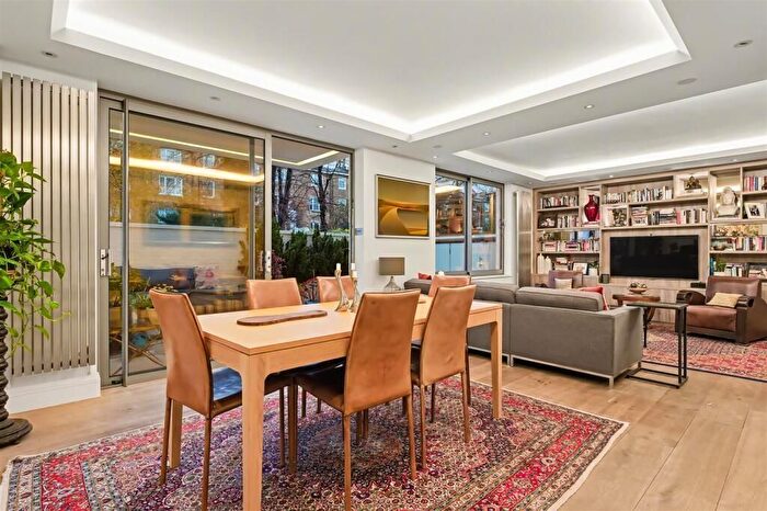 3 Bedroom Flat For Sale In Lancaster Grove, Belsize Park, London, NW3