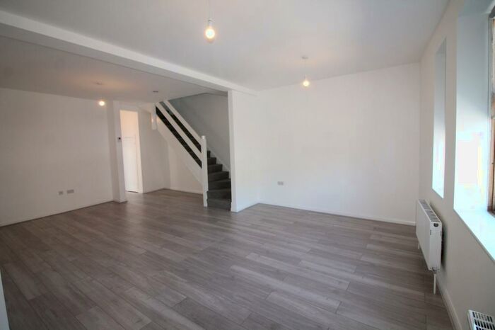 2 Bedroom Flat To Rent In London, E16