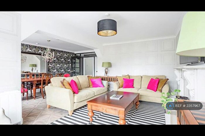 3 Bedroom Flat To Rent In Blanefield, Glasgow, G63