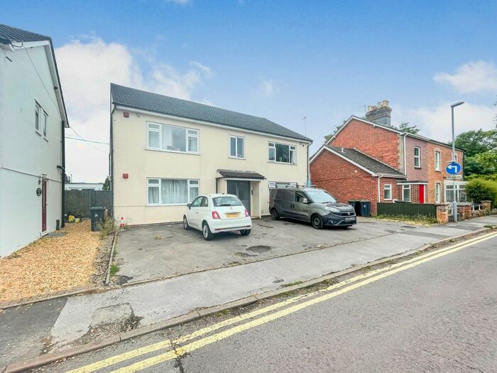 2 Bedroom Flat To Rent In Station Terrace, Wimborne, Dorset, BH21