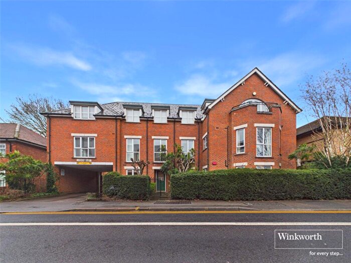 2 Bedroom Apartment For Sale In Silver Street, Reading, Berkshire, RG1