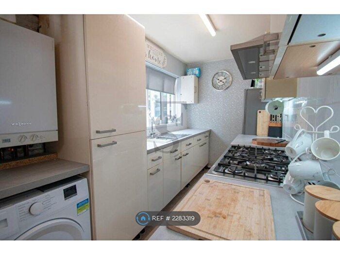 3 Bedroom Terraced House To Rent In Winstanley Drive, Leicester, LE3