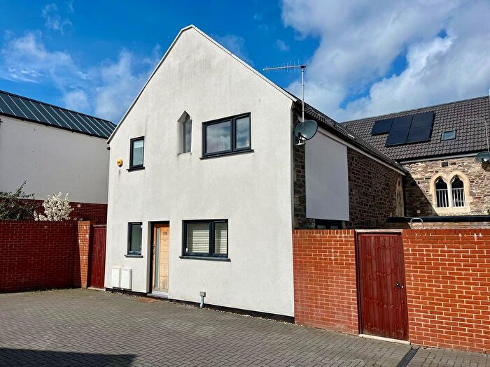 3 Bedroom Semi Detached House To Rent In British Road, Bristol, BS3