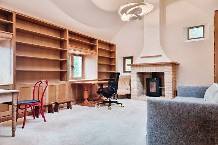 Studio To Rent In Main Street, Caldecote, CB23