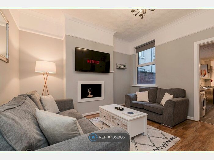 6 Bedroom Terraced House To Rent In Jubilee Drive, Liverpool, L7