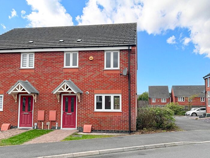 3 Bedroom Semi-Detached House To Rent In Brandon Walk, Sutton In Ashfield, NG17