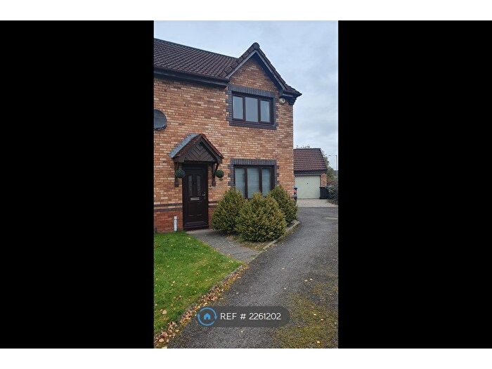 3 Bedroom End Of Terrace House To Rent In Ferguson Drive, Perth, PH1