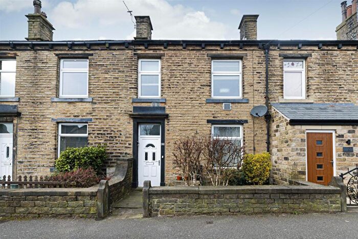 2 Bedroom Terraced House To Rent In Moorlands Road, Mount, Huddersfield, HD3
