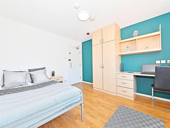 1 Bedroom Flat To Rent In Dantzic Street, Manchester, M4