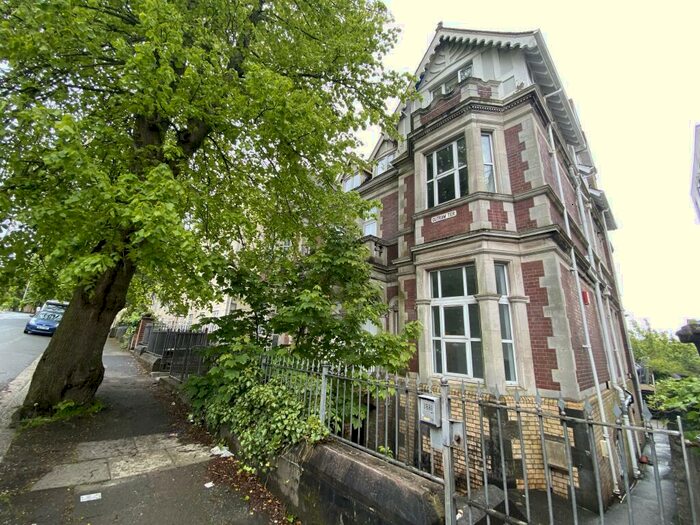 2 Bedroom Flat To Rent In Albert Villas, Stoke, PL2