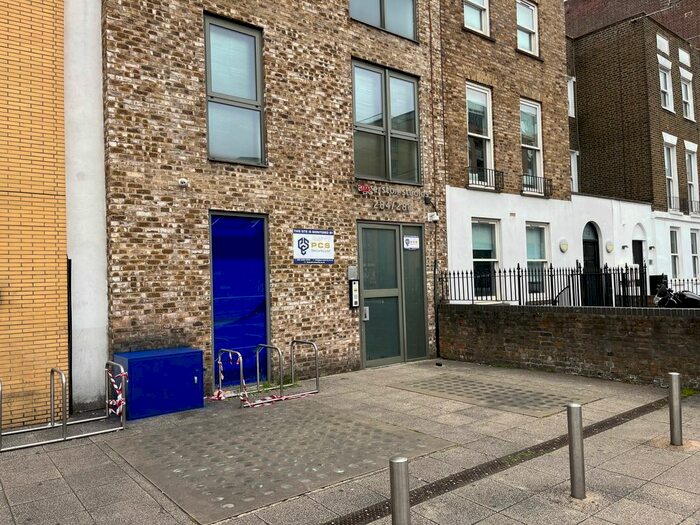 2 Bedroom Flat To Rent In Haggerston Studios, Kingsland Road, Hackney, E8