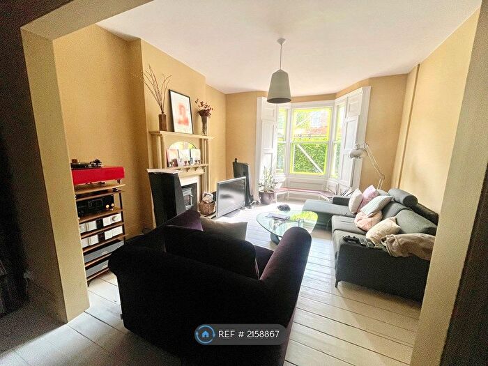 4 Bedroom Terraced House To Rent In Foulden Road, London, N16