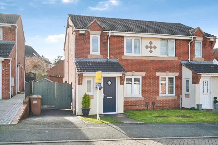 3 Bedroom Semi-Detached House For Sale In Tunicliffe Court, Swadlincote, Derbyshire, DE11