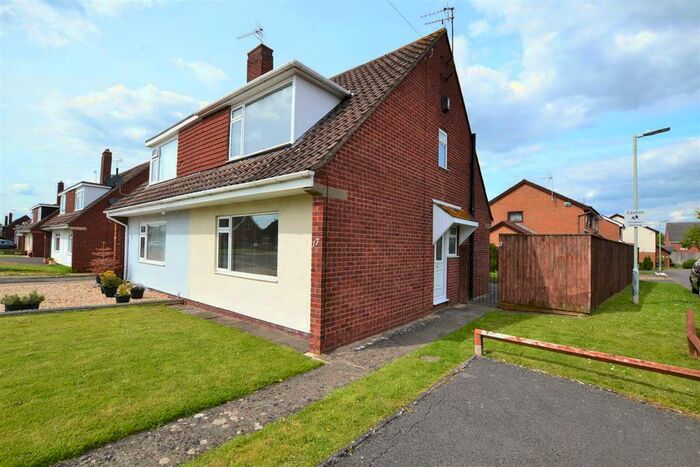 3 Bedroom Semi-Detached House To Rent In Dunster Road, Springbank, Cheltenham, GL51