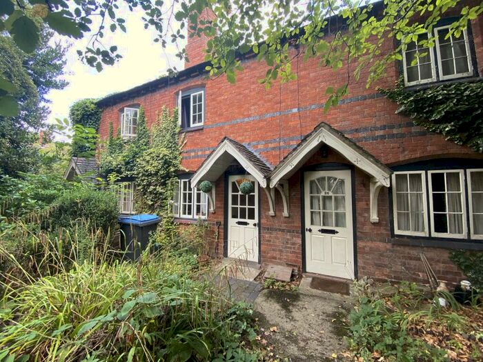 2 Bedroom Cottage To Rent In Church Walk, Wellesbourne, CV35