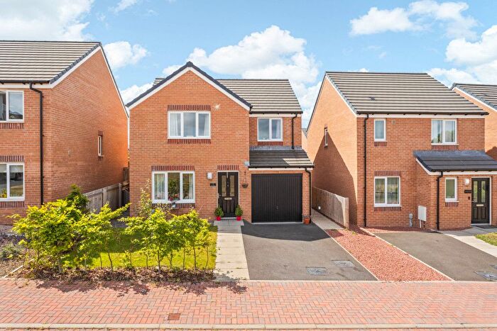 4 Bedroom Detached House For Sale In Raith Gardens, Greendykes, Edinburgh, EH16