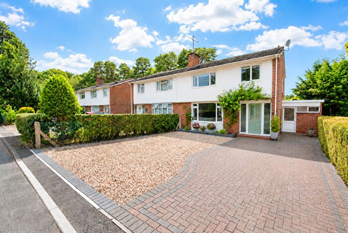 3 Bedroom Semi-Detached House For Sale In Cricket Field Grove, Crowthorne, Berkshire, RG45