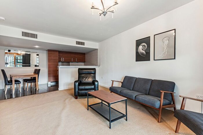 1 Bedroom Flat To Rent In Falcon Wharf, Lombard Road, SW11