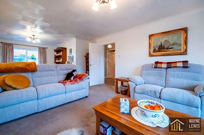 4 Bedroom Detached House For Sale In Maes Y Sarn, Pentyrch, Cardiff, CF15 - Photo 12