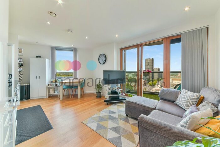 1 Bedroom Flat To Rent In Altyre Road, Croydon, CR0