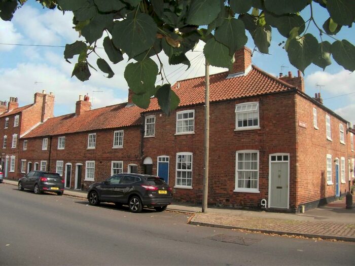 2 Bedroom Terraced House To Rent In Mill Gate, Newark, NG24