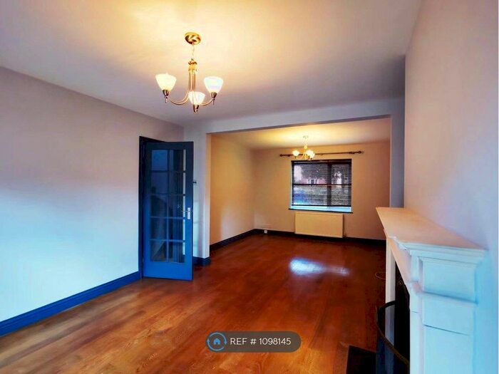 3 Bedroom End Of Terrace House To Rent In Toynbee Road, London, SW20