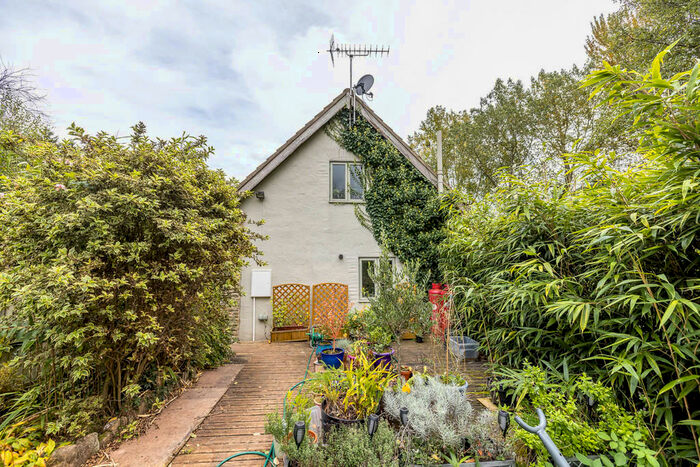 2 Bedroom Cottage To Rent In Pontshill, Ross-on-Wye, HR9