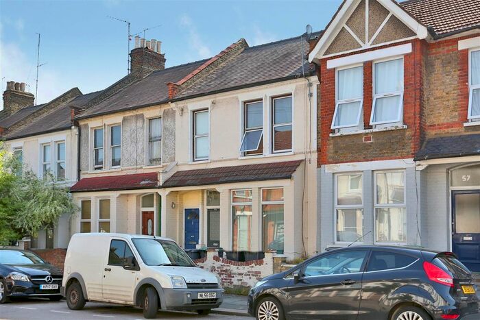 2 Bedroom Flat To Rent In St Johns Road, N15