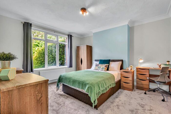 1 Bedroom Flat To Rent In Hanno Close, Wallington, SM6
