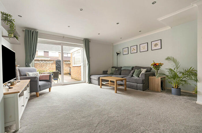 3 Bedroom Terraced House For Sale In Farnham Close, Rainham, Gillingham, Kent, ME8