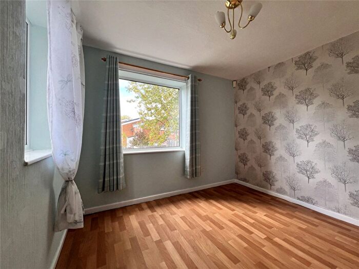 3 Bedroom Terraced House For Sale In Warrensway, Woodside, Telford, Shropshire, TF7