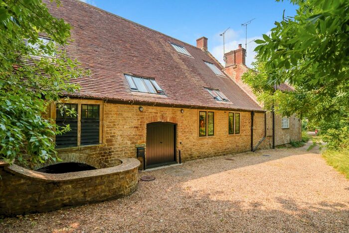 3 Bedroom Semi-Detached House To Rent In Mill Lane, Sherborne, DT9