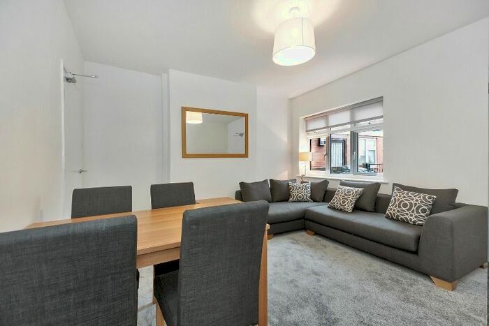 4 Bedroom Semi-Detached House To Rent In Middle Street, Beeston, Nottingham, NG9