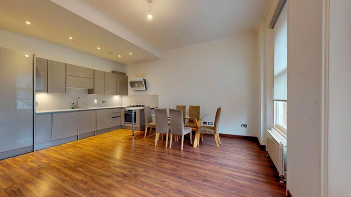 2 Bedroom Flat To Rent In Courtfield Road, South Kensington, London, SW7