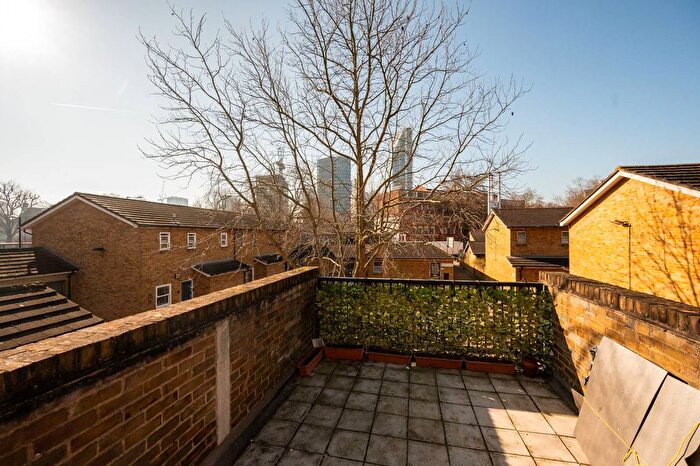 1 Bedroom Flat To Rent In Collinson Walk, Borough, London, SE1