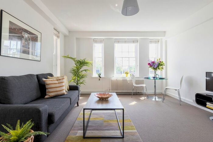 Studio To Rent In Dolphin Square, Chichester Street, London Lx, London, SW1V