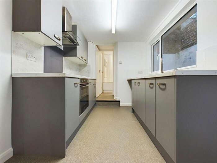 1 Bedroom Apartment To Rent In Grafton Street, Brighton, BN2