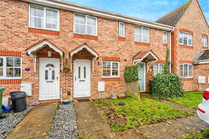 2 Bedroom Terraced House For Sale In Lilac Close, Bognor Regis, PO22