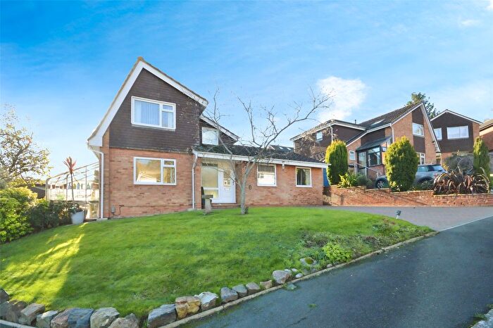 3 Bedroom Detached House For Sale In Chester Close, Exeter, Devon, EX4