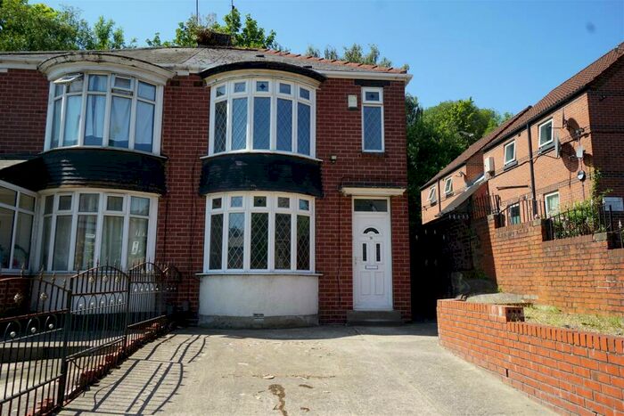 2 Bedroom Semi-Detached House To Rent In Burngreave Road, Burngreave, Sheffield, S3
