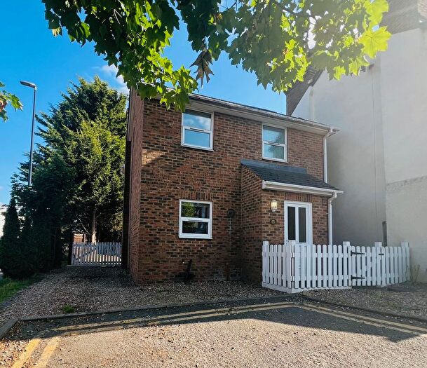 3 Bedroom Detached House For Sale In Albert Street, Maidenhead, SL6
