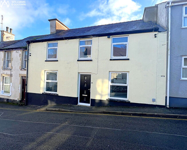 4 Bedroom Terraced House For Sale In Market Street, Amlwch, Anglesey, LL68