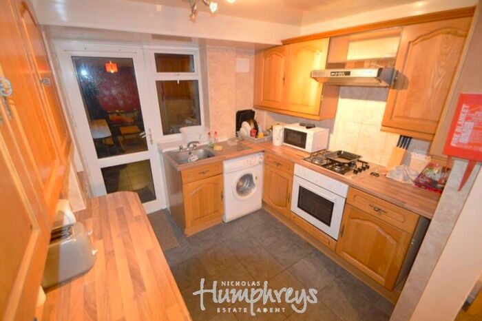 4 Bedroom House To Rent In Eagle Way, AL10