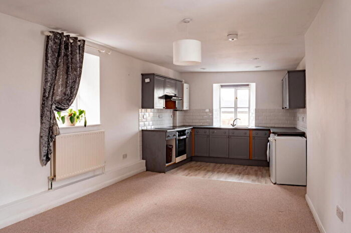 1 Bedroom Flat For Sale In Catherine Hill, Frome, BA11