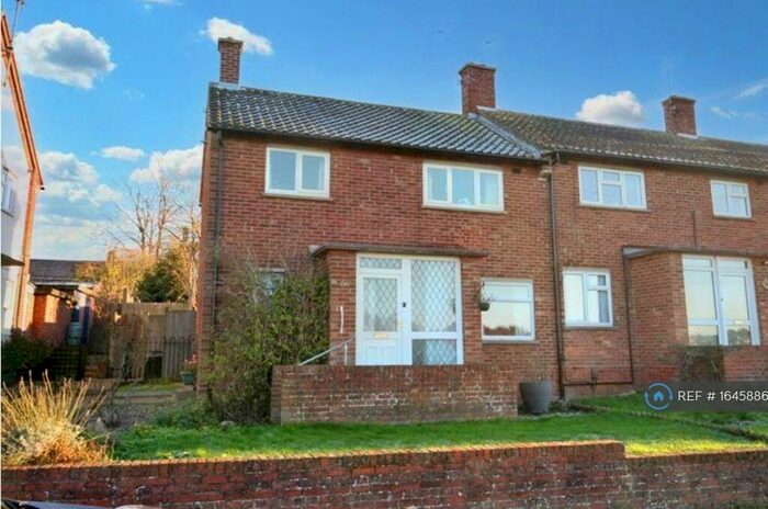 3 Bedroom End Of Terrace House To Rent In Lime Avenue, Colchester, CO4