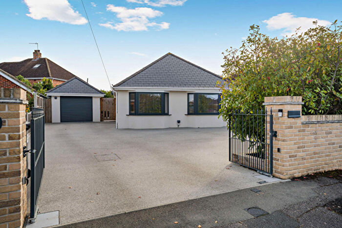 2 Bedroom Bungalow For Sale In Plassey Crescent, Bournemouth, BH10